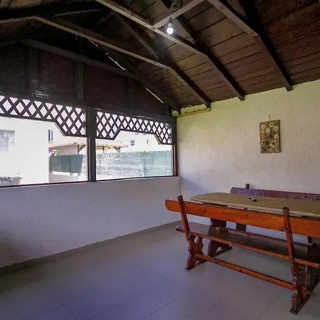 Casa Iordachescu 게스트하우스