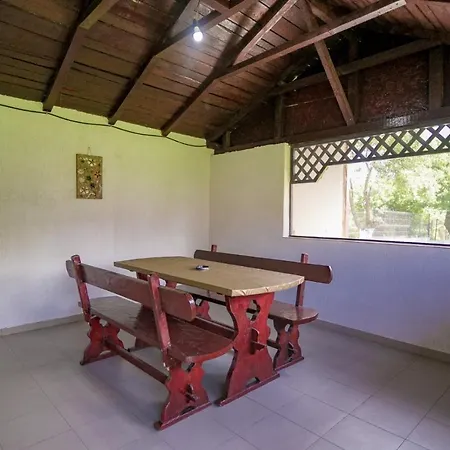 Guest house Casa Iordachescu 3*