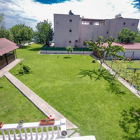 Guest house Casa Iordachescu